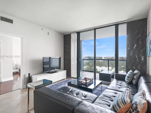 Продажа квартиры #1704 - фото 7260872