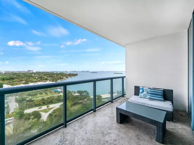 Продажа квартиры #1704 - фото 7260876