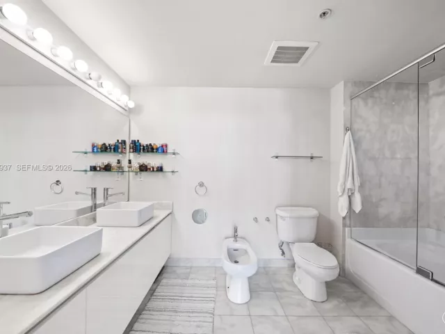 Продажа квартиры #1704 - фото 7260865