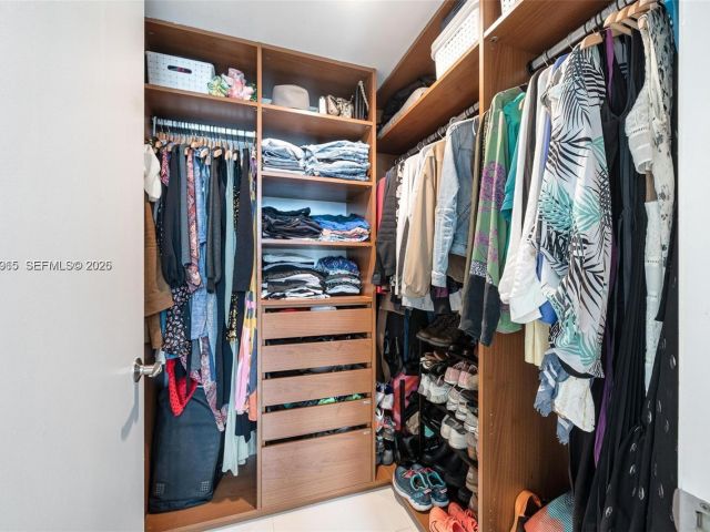 Продажа квартиры #2505 - фото 7294511