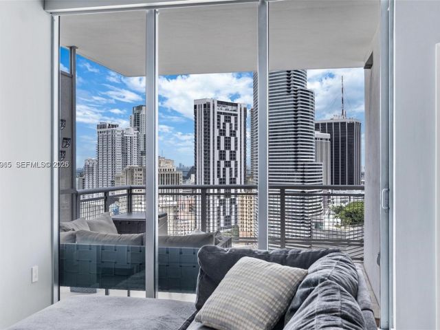 Продажа квартиры #2505 - фото 7294517