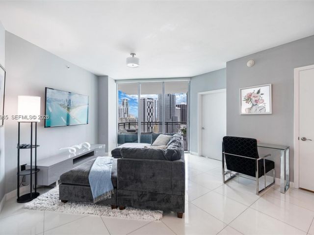 Продажа квартиры #2505 - фото 7294520