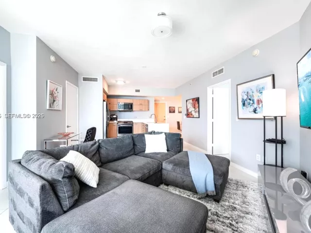 Продажа квартиры #2505 - фото 7294518