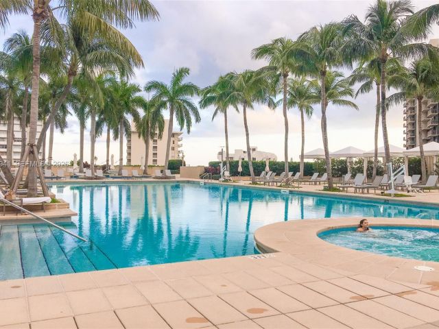 Продажа квартиры #3510 - фото 7533846