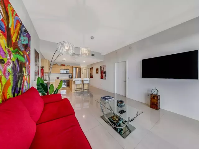 Продажа квартиры #3217 - фото 7252018