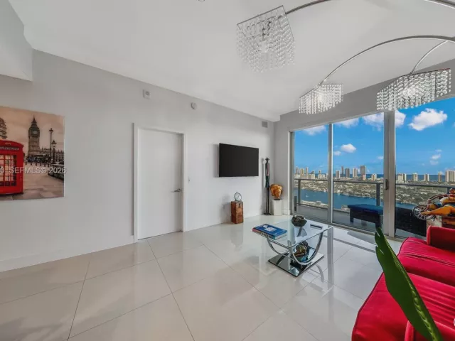 Продажа квартиры #3217 - фото 7252022