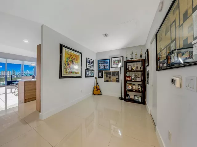 Продажа квартиры #3217 - фото 7252025