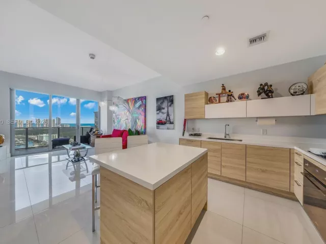 Продажа квартиры #3217 - фото 7252016