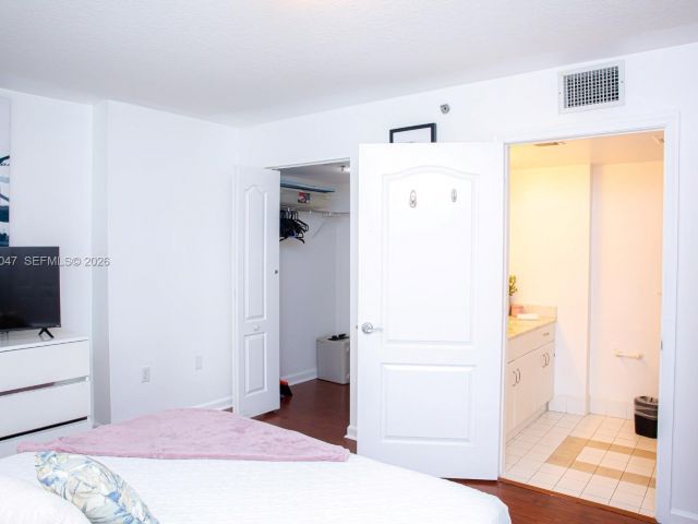 Продажа квартиры #1901 - фото 7265914