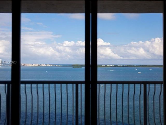 Продажа квартиры #1901 - фото 7265921