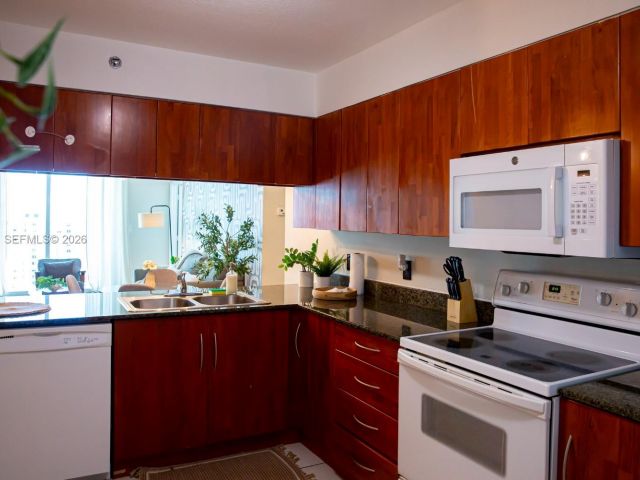 Продажа квартиры #3215 - фото 7265884