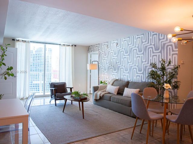 Продажа квартиры #3215 - фото 7265893