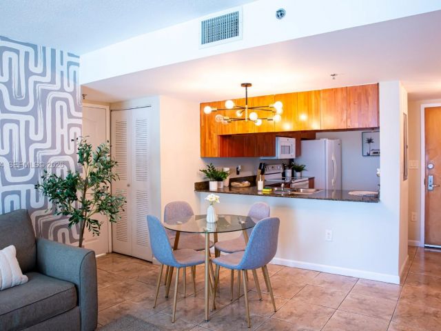 Продажа квартиры #3215 - фото 7265898