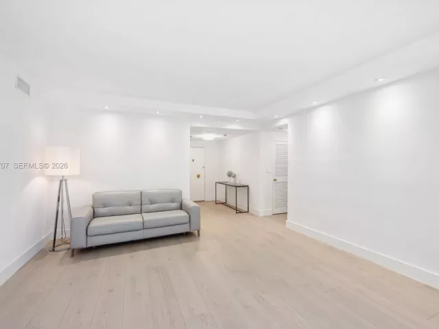 Продажа квартиры #4A - фото 7251827