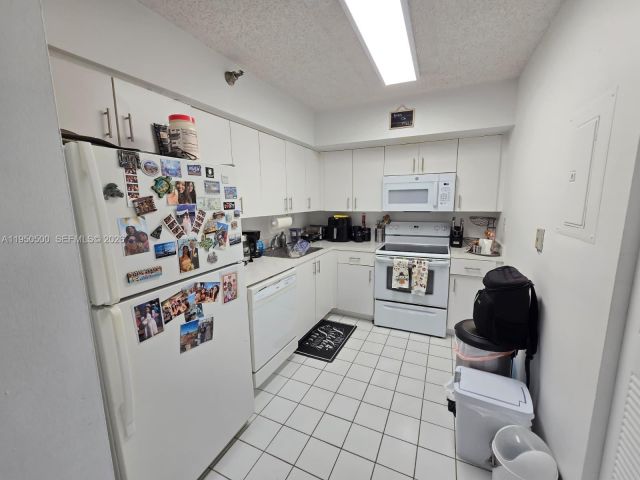 Продажа квартиры #1202 - фото 7504327