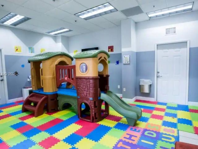 Продажа квартиры #2414 - фото 7265863