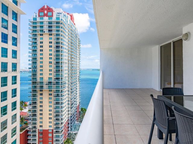 Продажа квартиры #2414 - фото 7265870