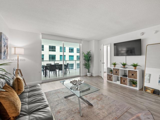 Продажа квартиры #2414 - фото 7265882