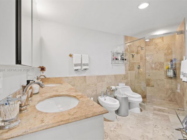 Продажа квартиры #1401 - фото 7265651