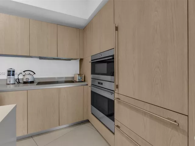 Продажа квартиры #1507 - фото 7252457