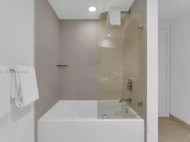 Продажа квартиры #1507 - фото 7252446