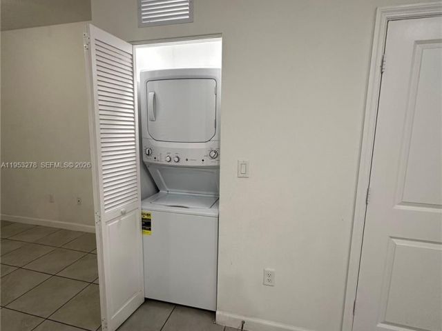 Дом в аренду по адресу 11869 SW 246th Ter 0 - фото 7516197