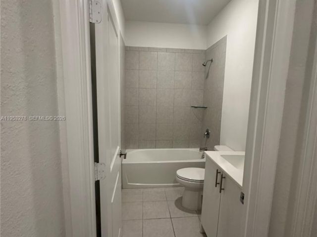 Дом в аренду по адресу 11869 SW 246th Ter 0 - фото 7516200