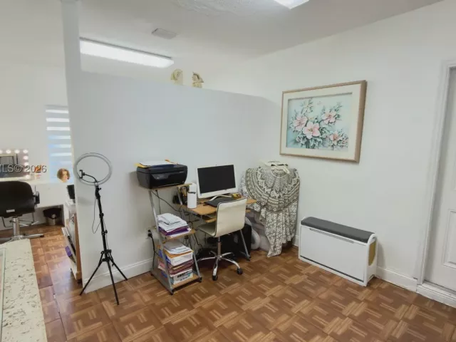 Продажа дома по адресу 7220 SW 149th Ct - фото 9084129