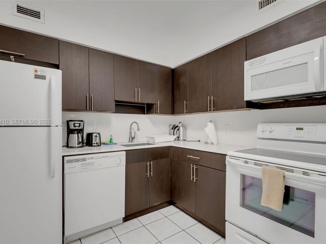 Продажа квартиры #729 - фото 7262924