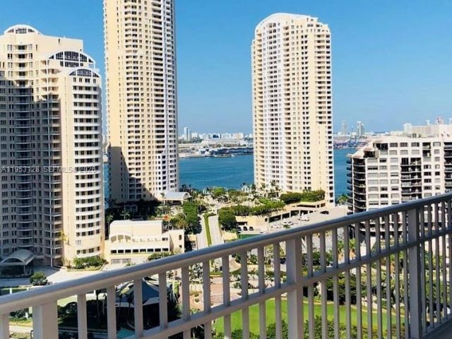 Квартира в аренду номер2004 - фото 7264213