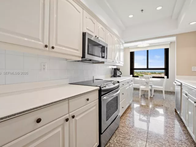 Продажа квартиры #806 - фото 7404414