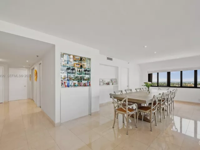 Продажа квартиры #806 - фото 7404420