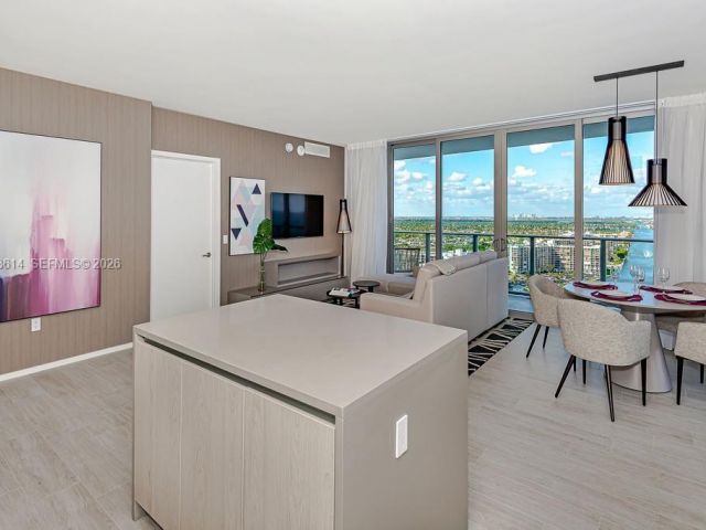 Продажа квартиры #R2701 - фото 7264020