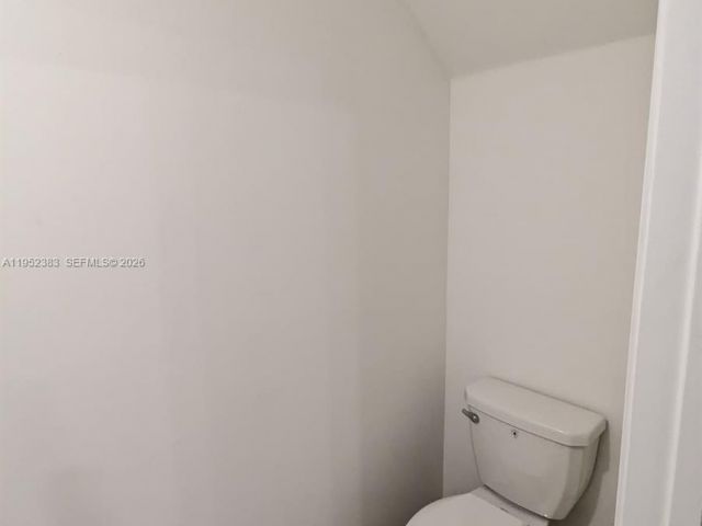 Дом в аренду по адресу 28661 SW 132nd Pl - фото 7431431