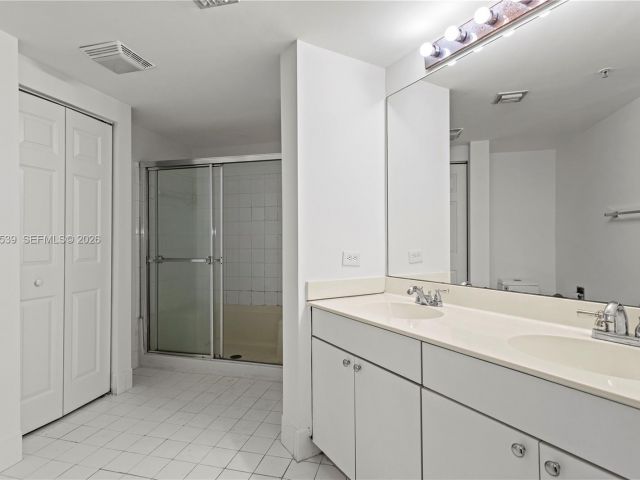 Продажа квартиры #1210 - фото 7283767