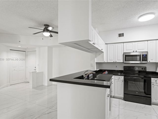 Продажа квартиры #1210 - фото 7283770