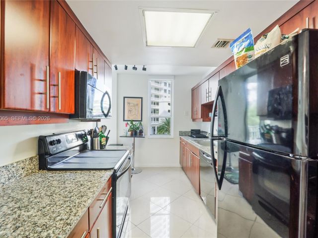 Квартира в аренду номер404 - фото 7288315