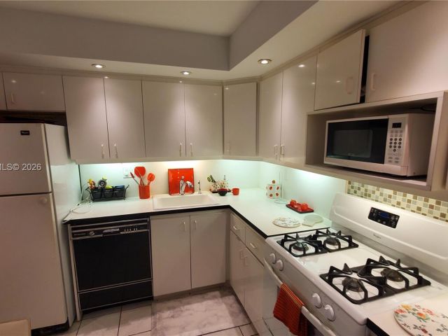 Продажа квартиры #401 - фото 7442518