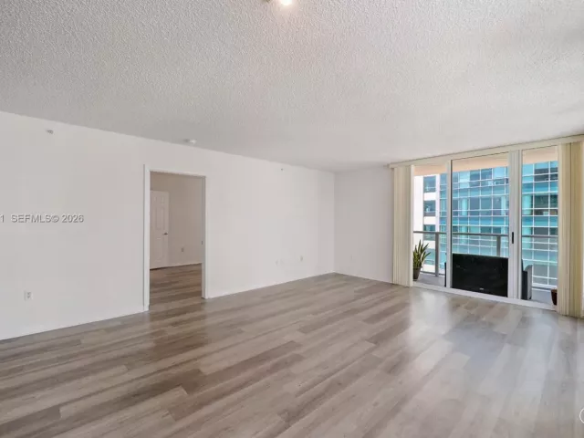 Продажа квартиры #1602 - фото 7263841