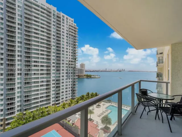 Продажа квартиры #1602 - фото 7263845