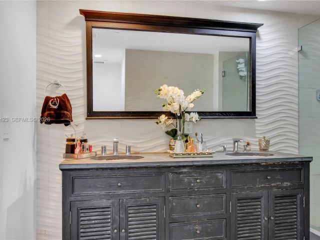 Продажа квартиры #2208 - фото 7264731