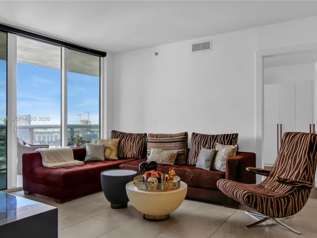 Продажа квартиры #2208 - фото 7264737