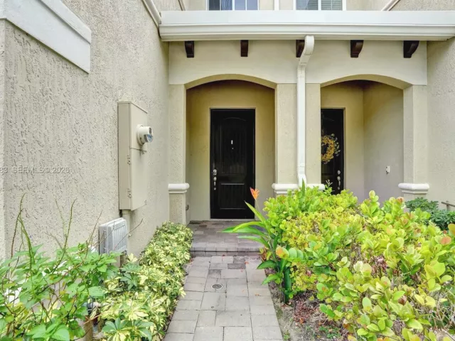 Продажа дома по адресу 358 SE 1st Way - фото 7285082