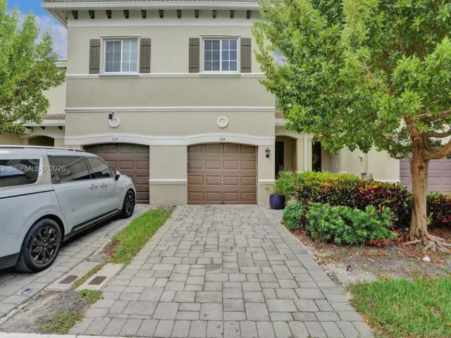 Продажа дома по адресу 358 SE 1st Way - фото 7285084