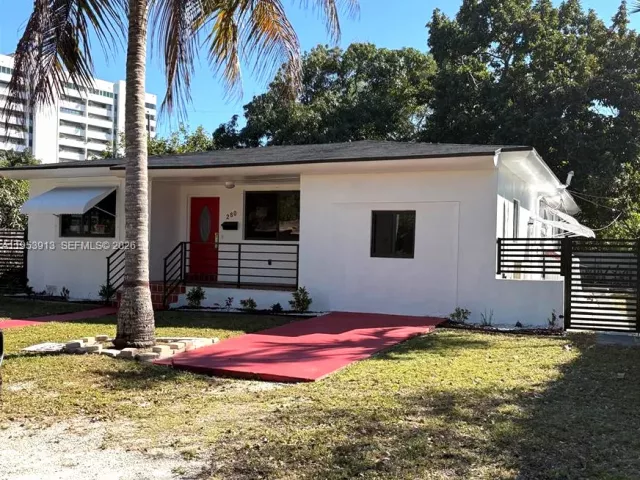 Дом в аренду по адресу 280 NE 48th Ter - фото 7269584