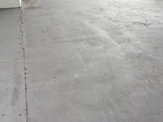 Дом в аренду по адресу 280 NE 48th Ter - фото 7432582