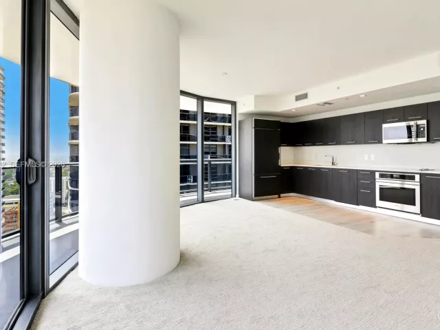 Продажа квартиры #1806 - фото 7263399