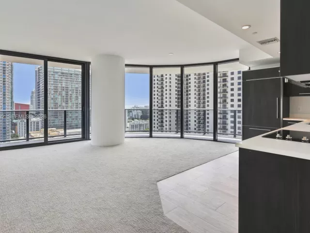 Продажа квартиры #1806 - фото 7263401