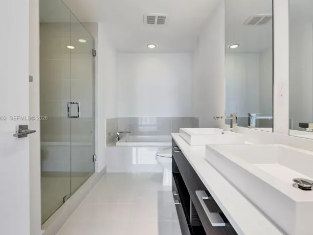 Продажа квартиры #1806 - фото 7263390