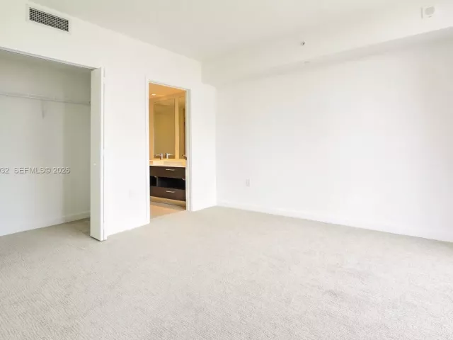 Продажа квартиры #1806 - фото 7263394